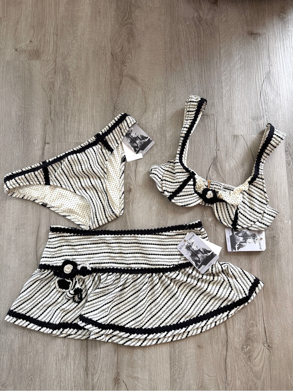 Betsy Johnson VTG Y2K Punk Pin Up Babydoll bikini and skirt coverup NWT MED